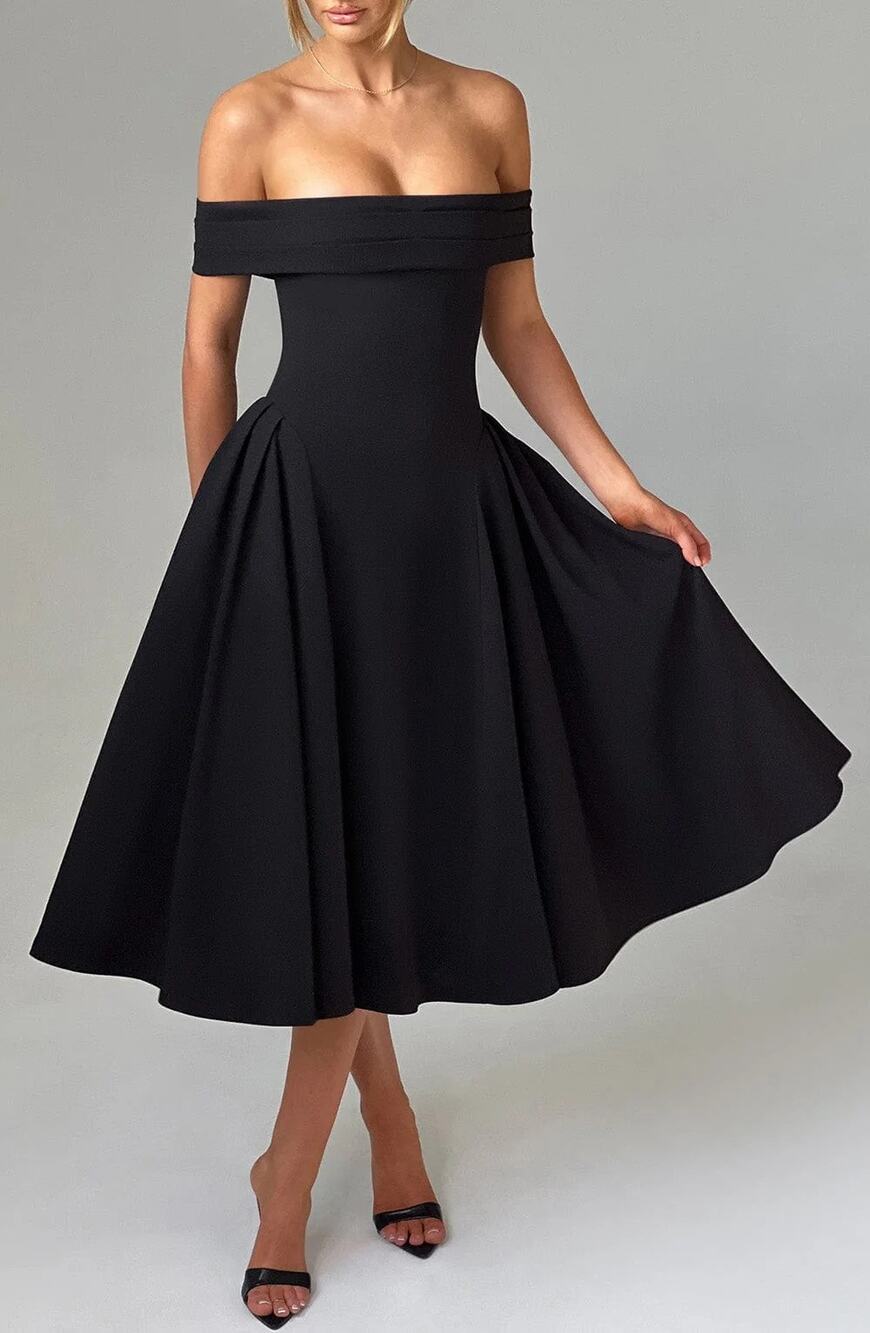 Babyboo Miranda Midi Dress in Black Size Small